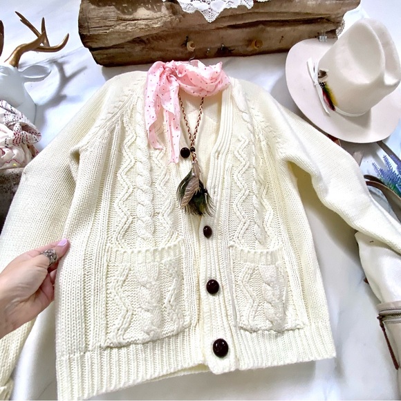 Farmhouse patchwork boho cable knit sweater w prairie granny cabin vibe - Picture 11 of 15